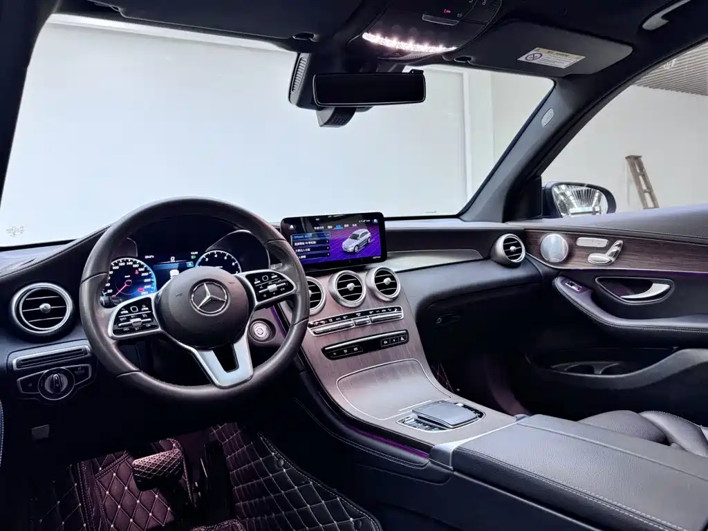 Mercedes-Benz GLC 2021 — фото 16