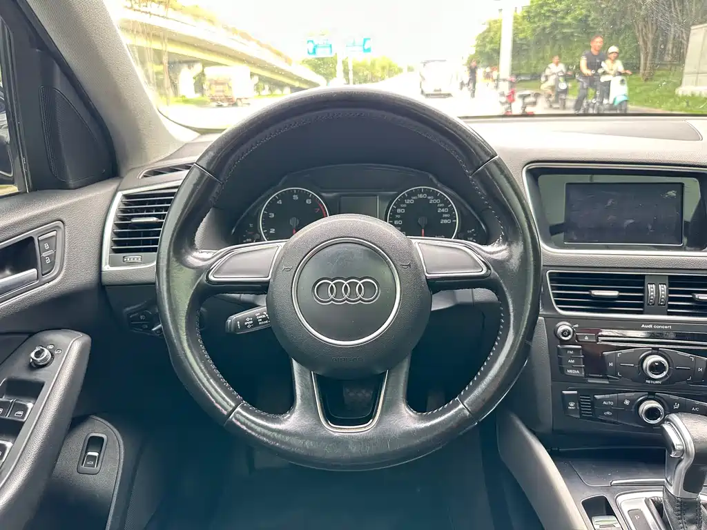 Audi Q5 2016 — фото 14