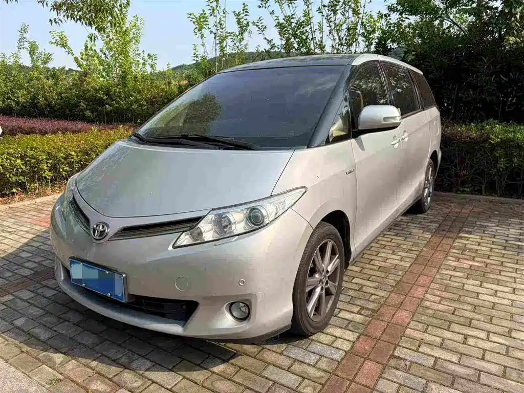 Toyota Previa 2016