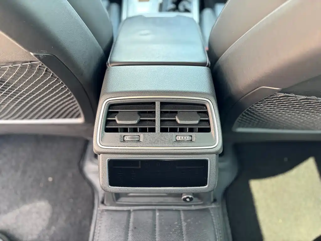 Audi A6L 2023 — фото 16