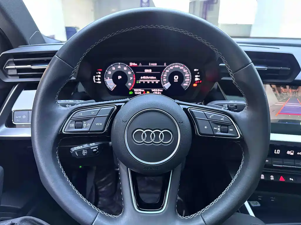 Audi A3 2023 — фото 9