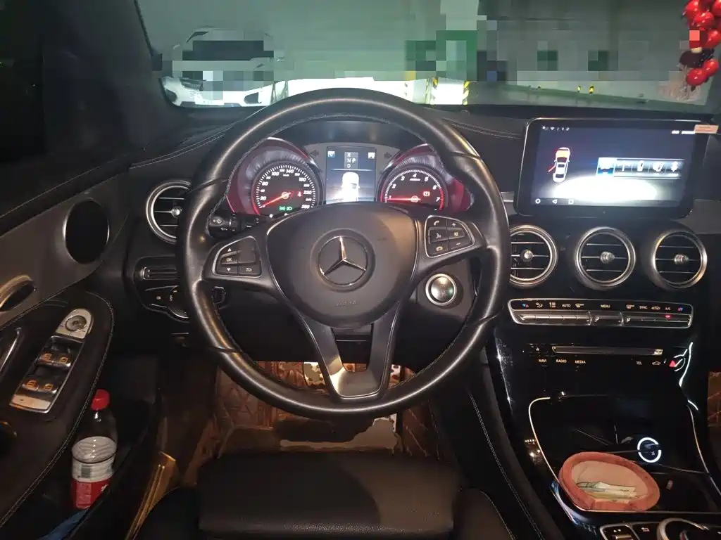 Mercedes-Benz GLC 2017 — фото 11