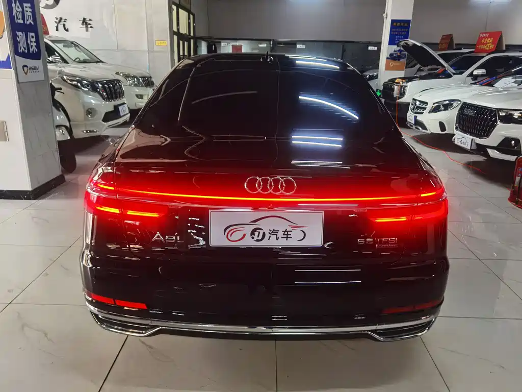 Audi A8 2021