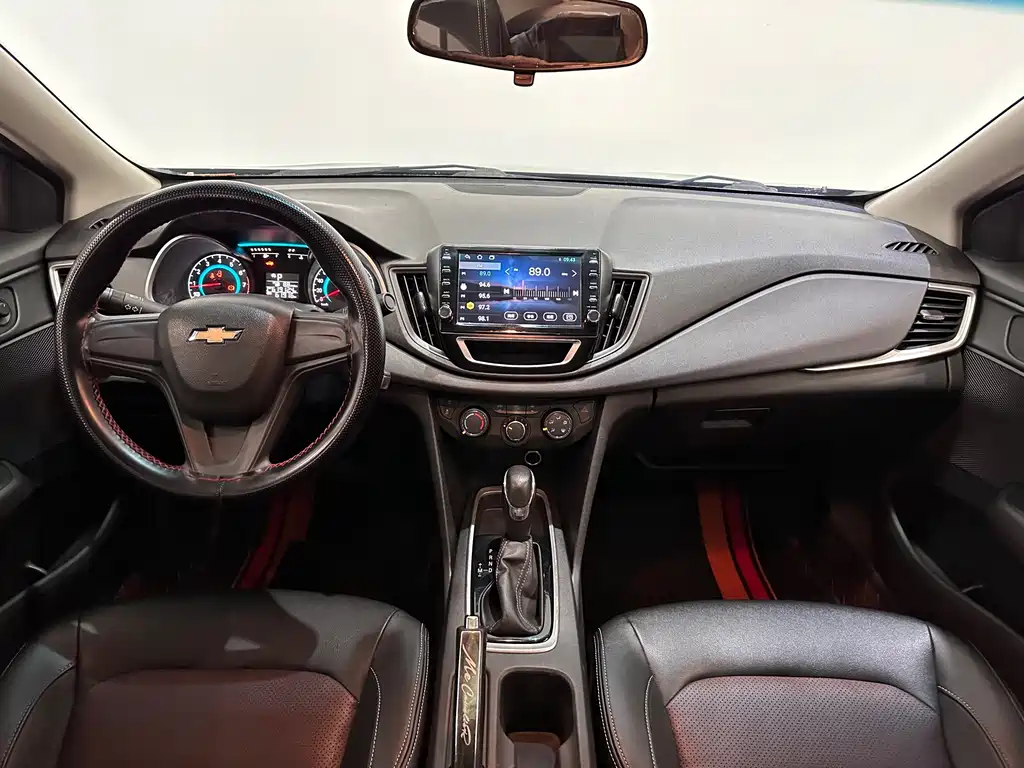Chevrolet Cavalier 2018 — фото 7