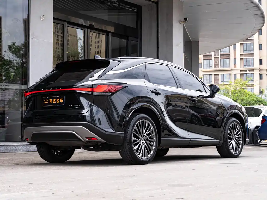 Lexus RX 2025