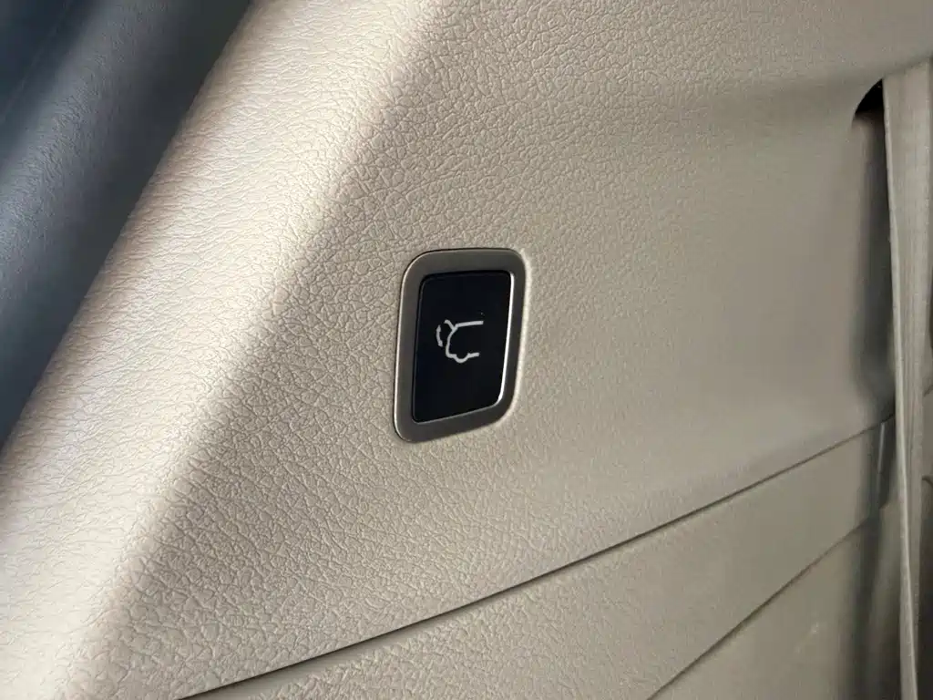 Chrysler Grand Voyager 2019 — фото 10
