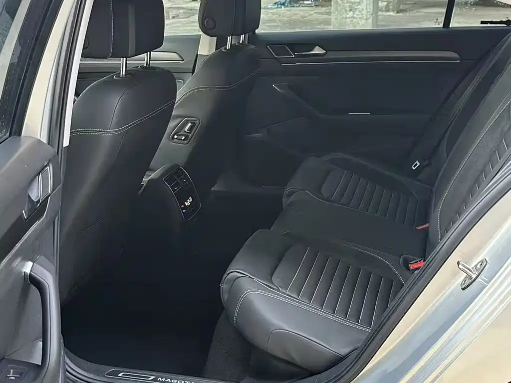 Volkswagen Magotan 2021