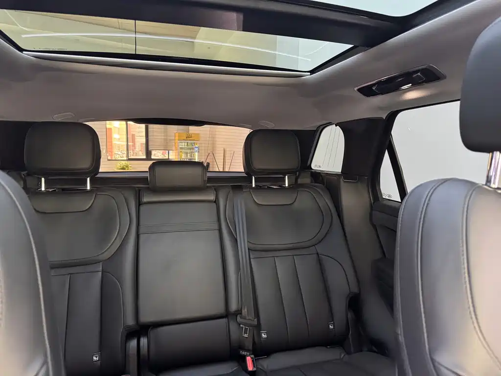 Land Rover Range Rover Sport 2024 — фото 18