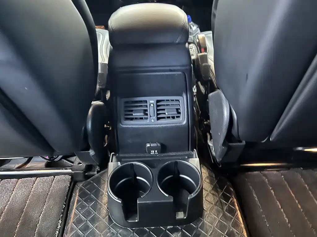 Mercedes-Benz G-Class 2015 — фото 15