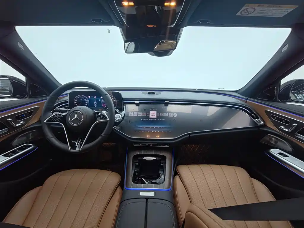 Mercedes-Benz E-Class 2025 — фото 20