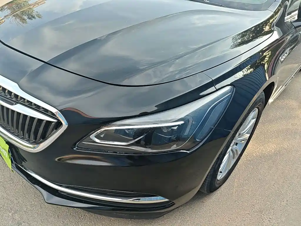 Buick LaCrosse 2019 — фото 24