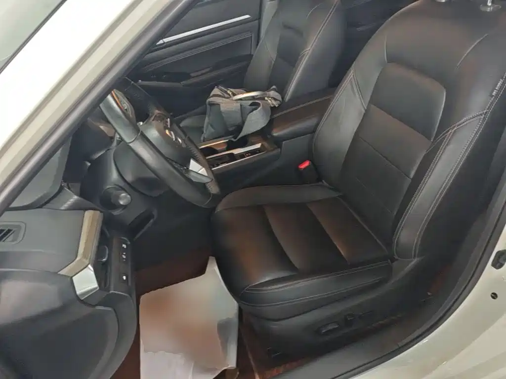 Nissan Teana 2022 — фото 15