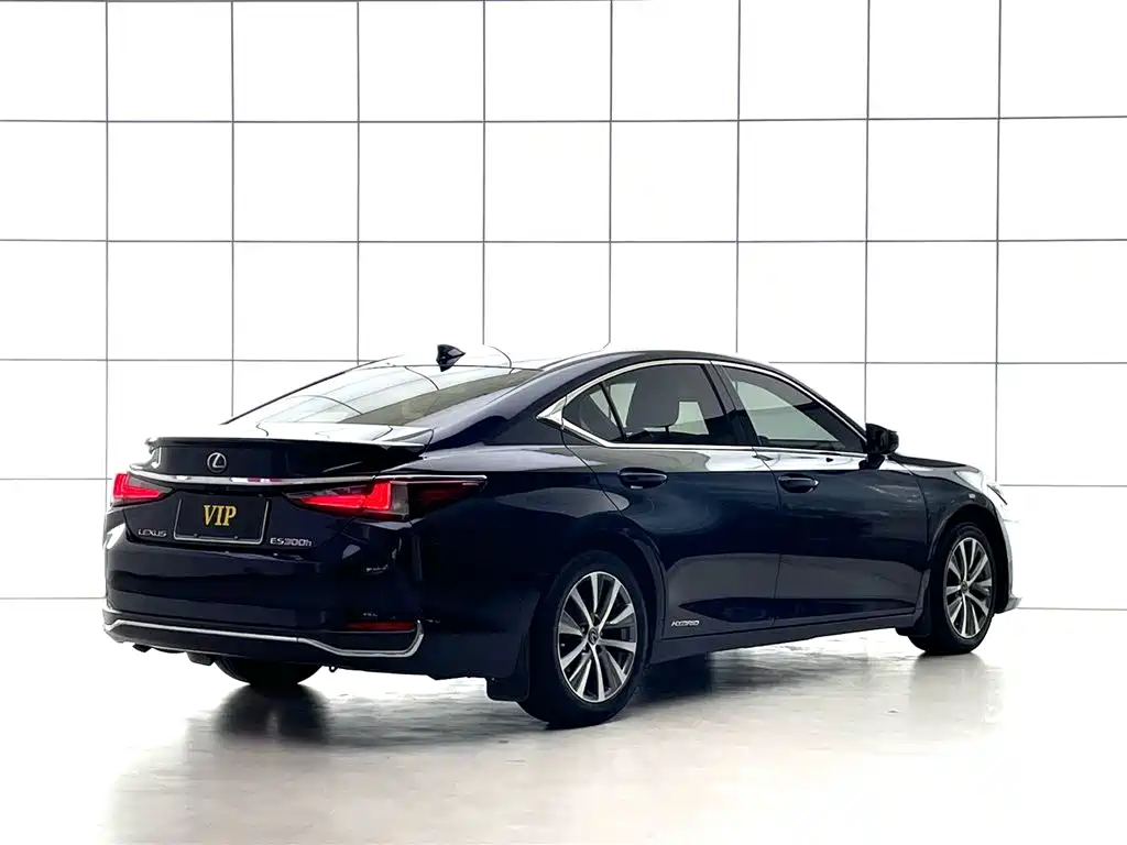 Lexus ES 2021 — фото 4