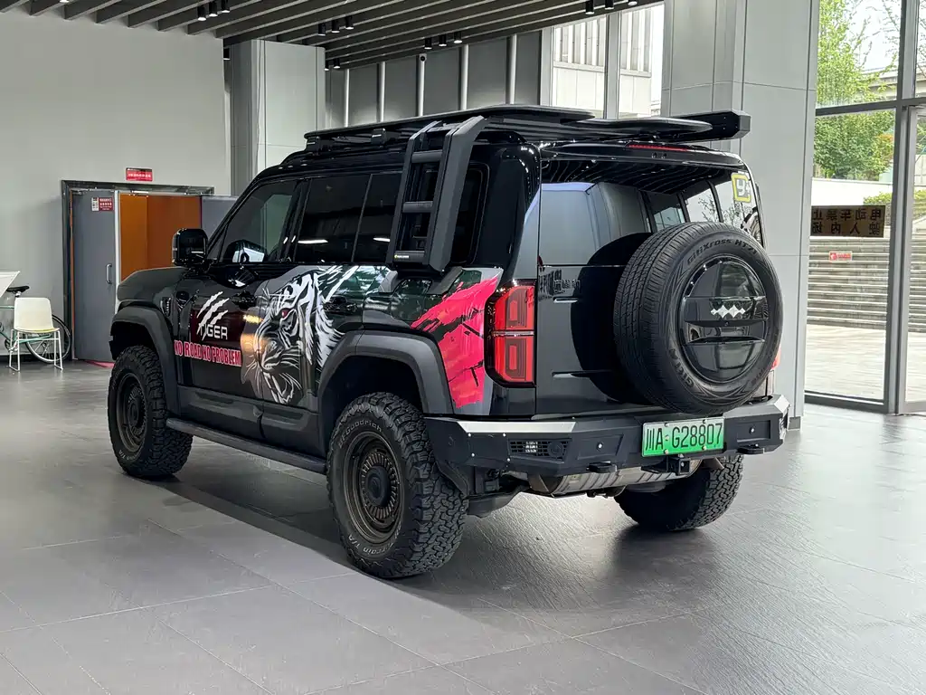 Fang Cheng Bao Leopard 5 2024