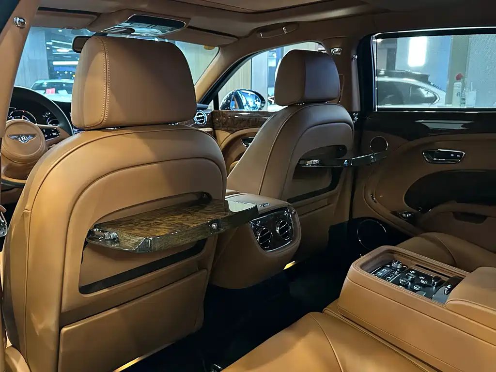 Bentley Mulsanne 2013 — фото 18
