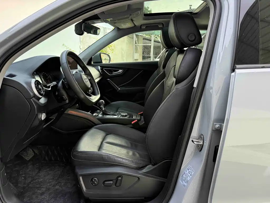 Audi Q2L 2022