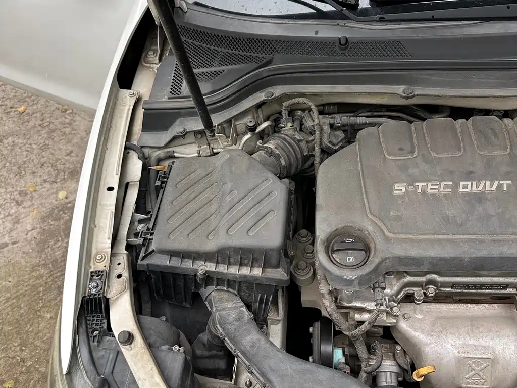 Buick Excelle 2015 — фото 19