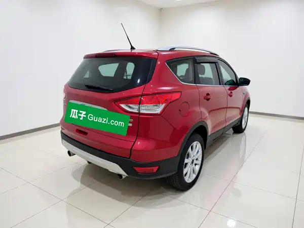 Ford Kuga 2015