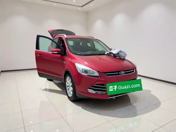 Ford Kuga 2015