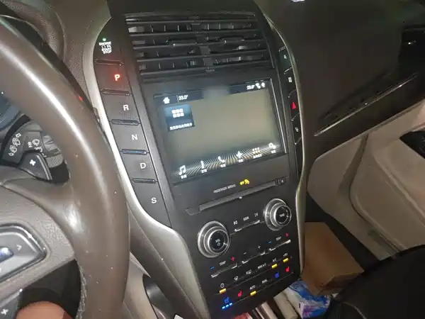 Lincoln MKC 2019