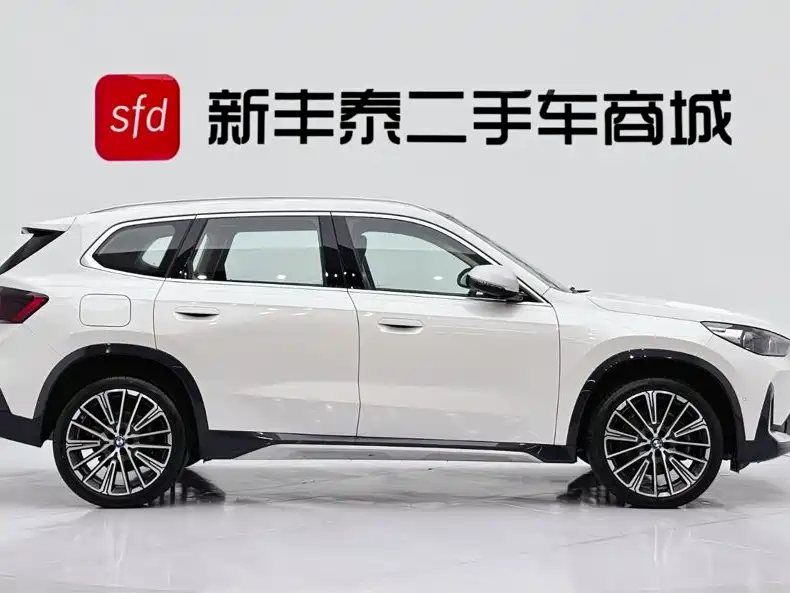 BMW X1 2024 — фото 3