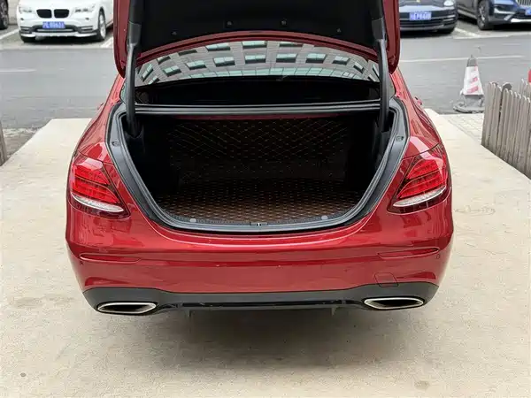 Mercedes-Benz E-Class 2017