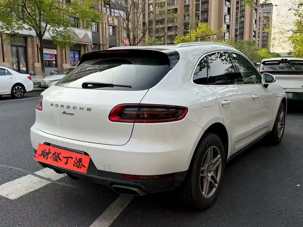 Porsche Macan 2016 — фото 5