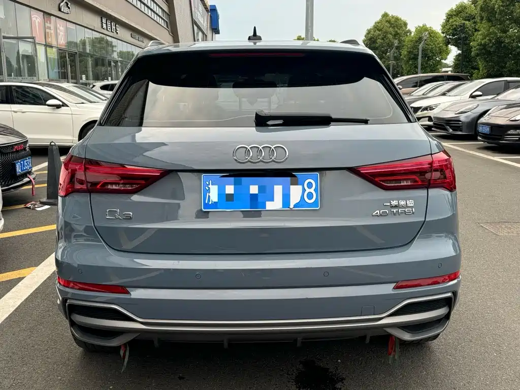 Audi Q3 2021 — фото 10
