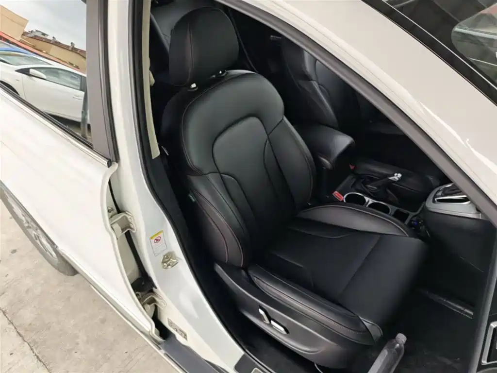 Haval H6 2015 — фото 25