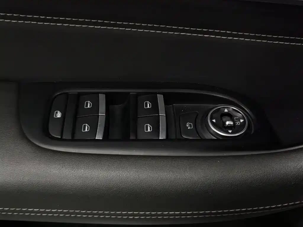 Chery Tiggo 8 PLUS 2021 — фото 9