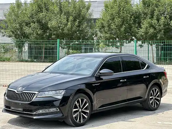 Skoda Superb 2024