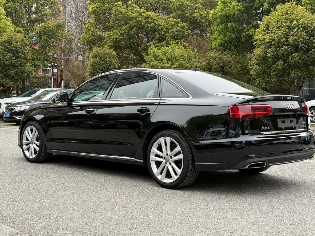 Audi A6L 2017 — фото 6
