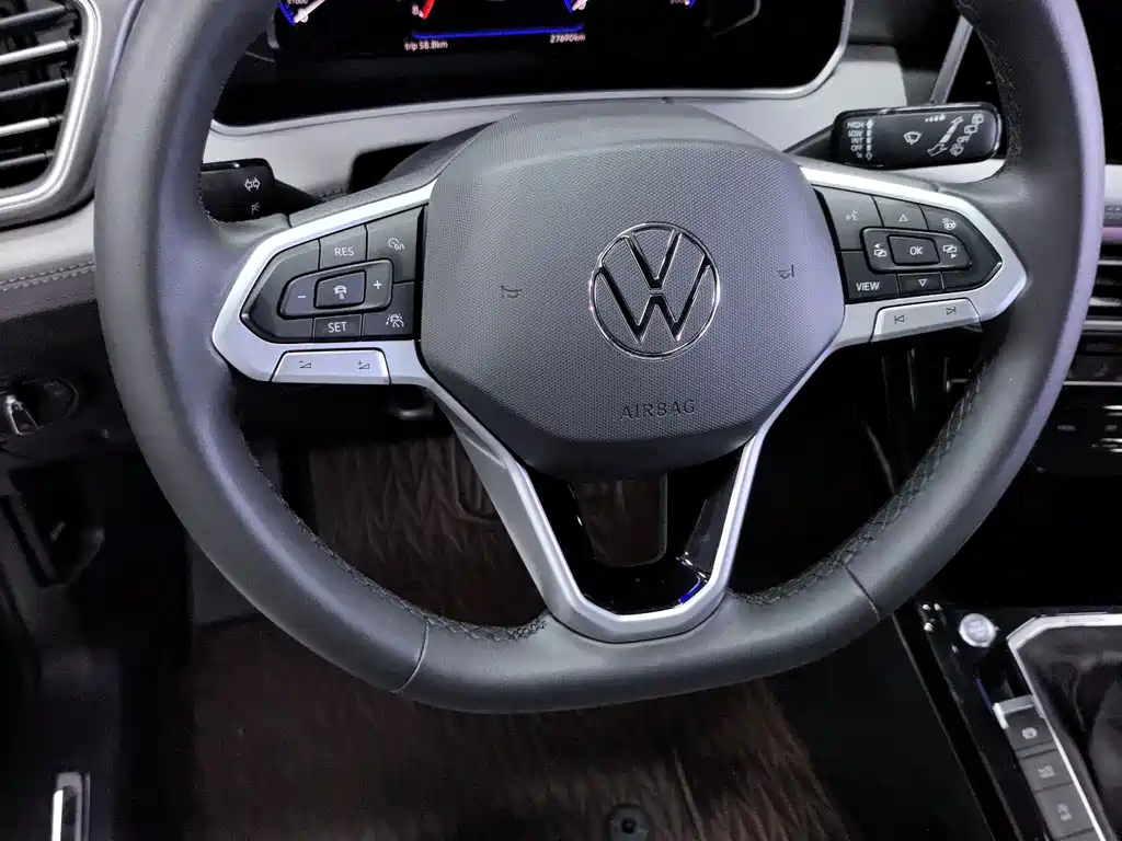 Volkswagen X 2023