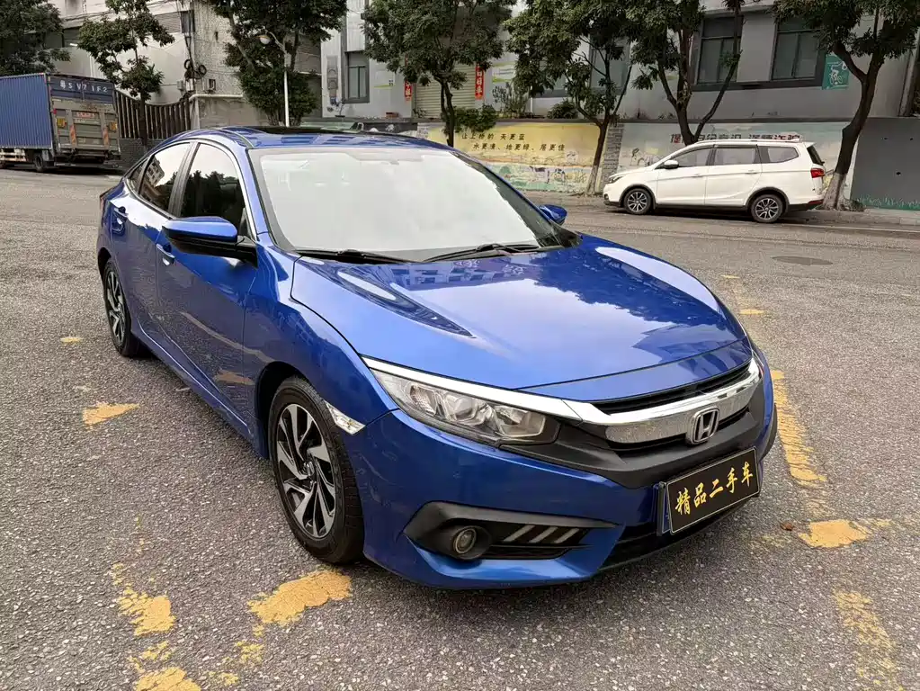 Honda Civic 2018 — фото 3