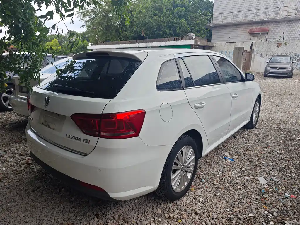 Volkswagen Gran Lavida 2014