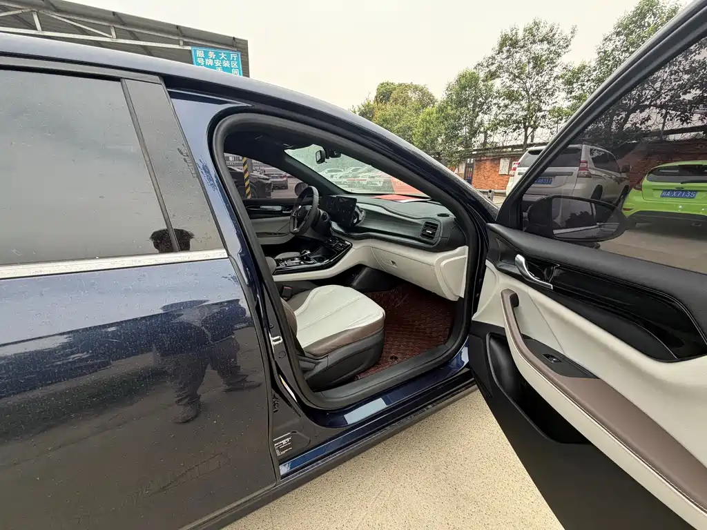 BYD Qin PLUS 2024 — фото 14