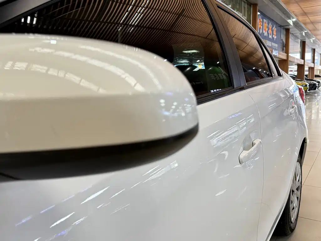 Toyota Vios 2022 — фото 20