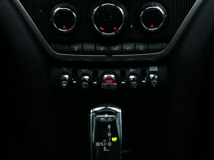 MINI Countryman 2022 — фото 15