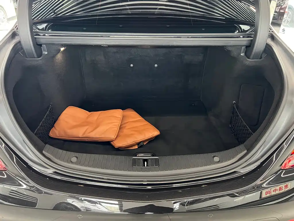 Mercedes-Benz Maybach S-Class 2020 — фото 24