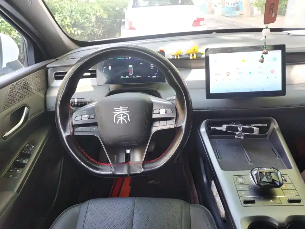 BYD Qin PLUS 2025 — фото 3