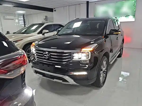GAC Trumpchi GS8 2017