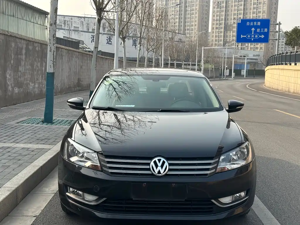 Volkswagen Passat 2015 — фото 2