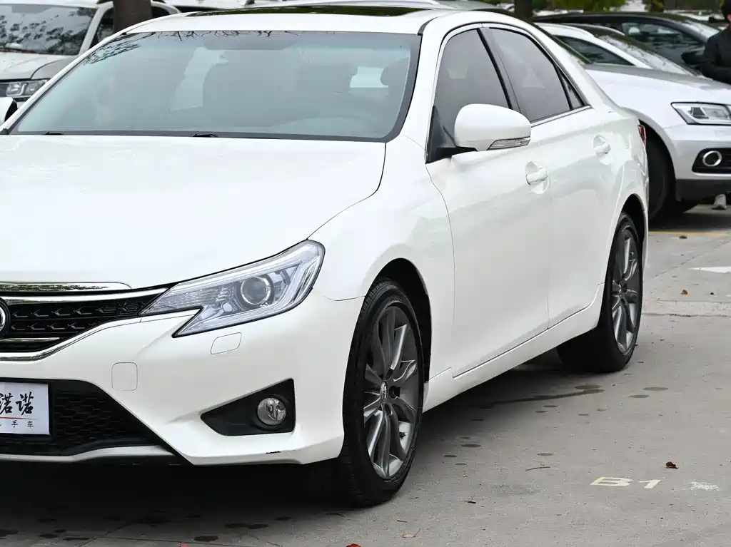 Toyota Reiz 2018 — фото 10