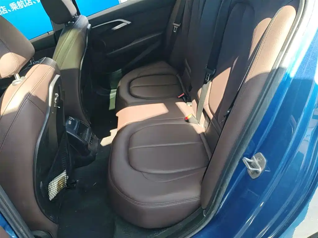 BMW 1 Series 2019 — фото 17