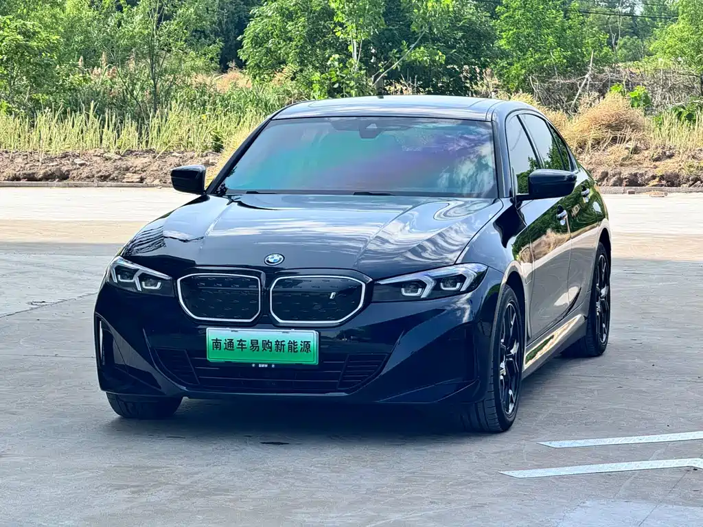 BMW i3 2023 — фото 1