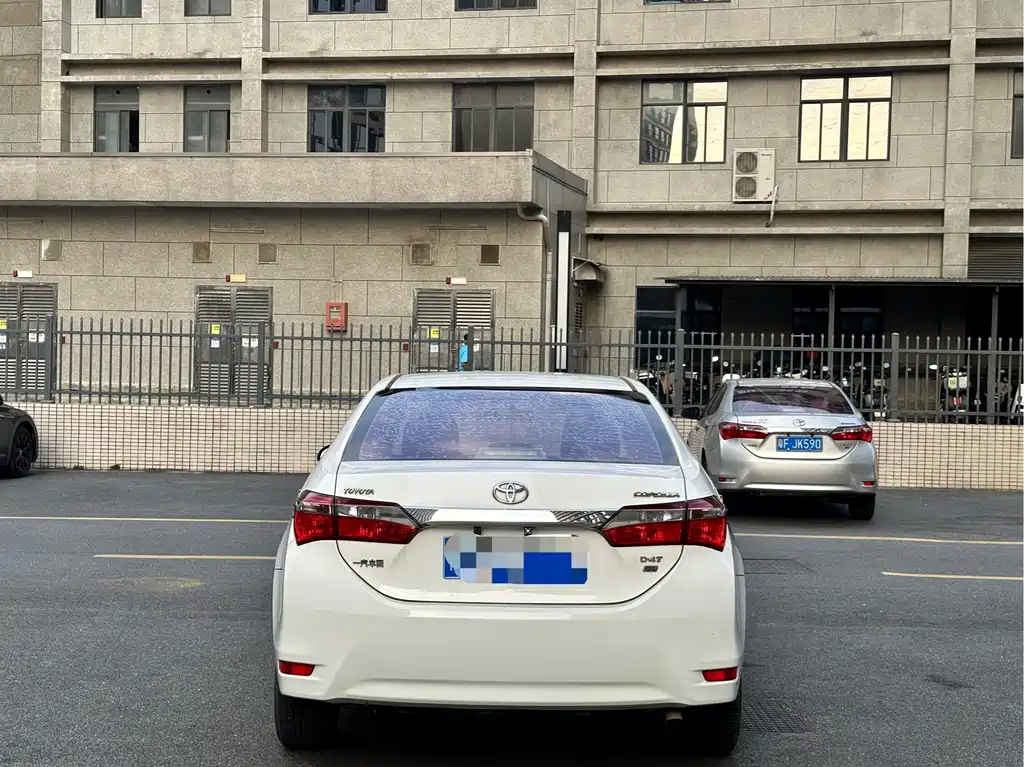 Toyota Corolla 2019 — фото 13