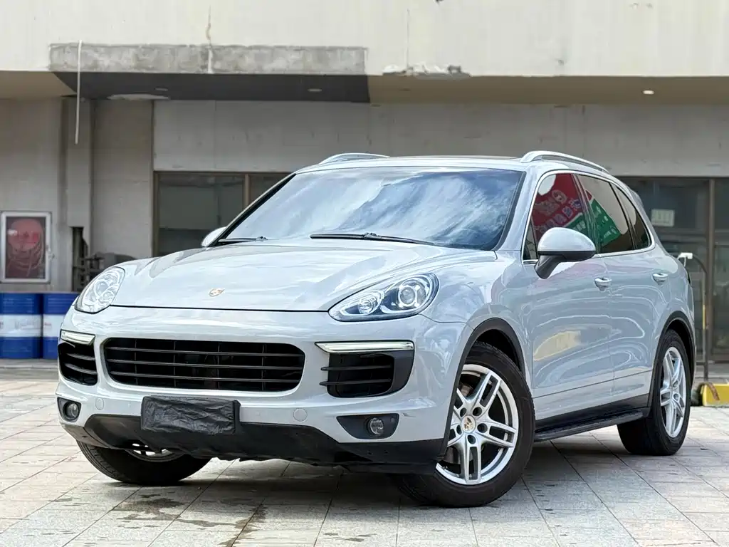 Porsche Cayenne 2014 — фото 3