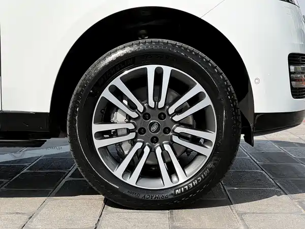 Land Rover Range Rover 2024