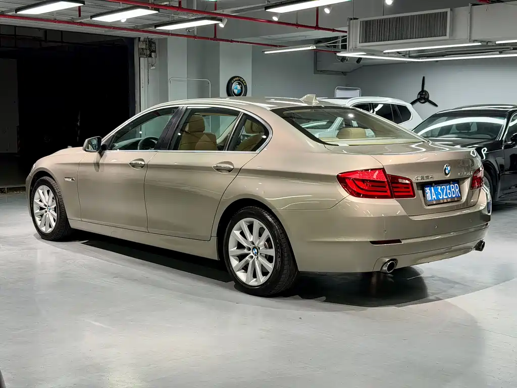 BMW 5 Series 2011