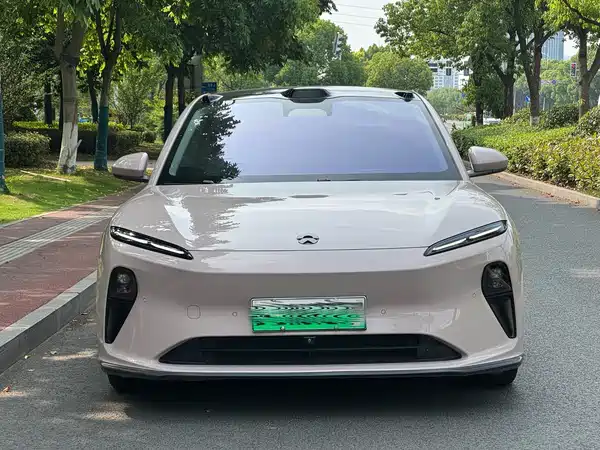 NIO ET5 2022